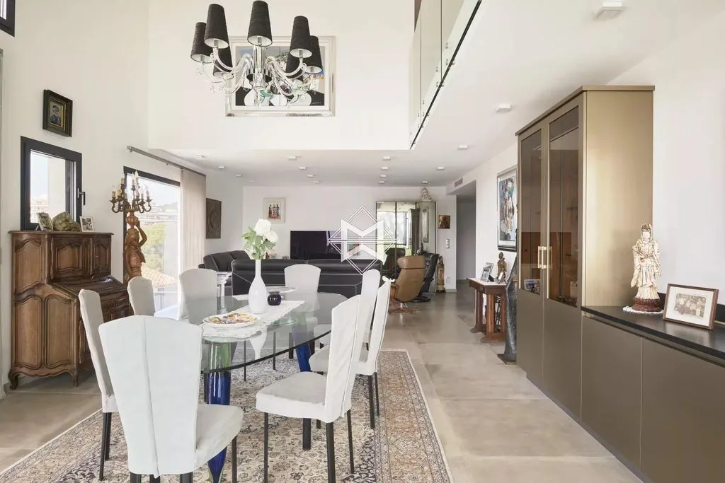 Вилла 220м² в Франции, Ле-Канне. Стоимостью 3690000€ аренда фото-4