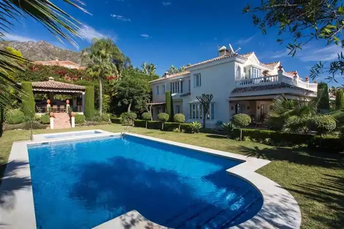 Дом 227м² в Испании, Марбелья. Стоимостью 4500000€ аренда фото-1