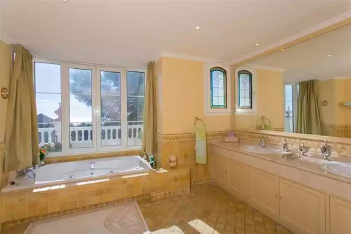 Дом 227м² в Испании, Марбелья. Стоимостью 4500000€ аренда фото-12