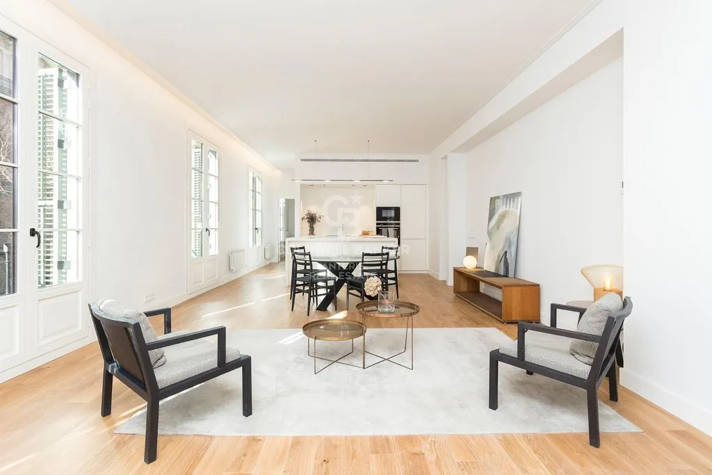 Квартира 113м² в Испании, Барселона. Стоимостью 950000€ аренда фото-2