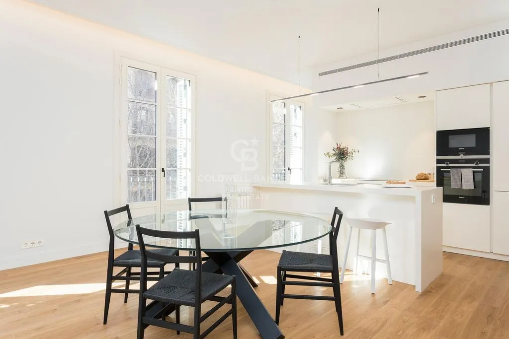 Квартира 113м² в Испании, Барселона. Стоимостью 950000€ аренда фото-4