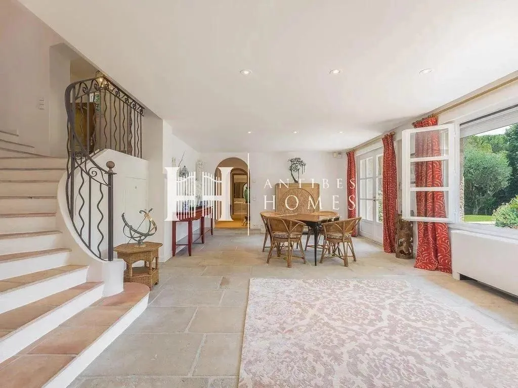 Вилла 475м² в Франции, Антибы. Стоимостью 3300000€ аренда фото-5