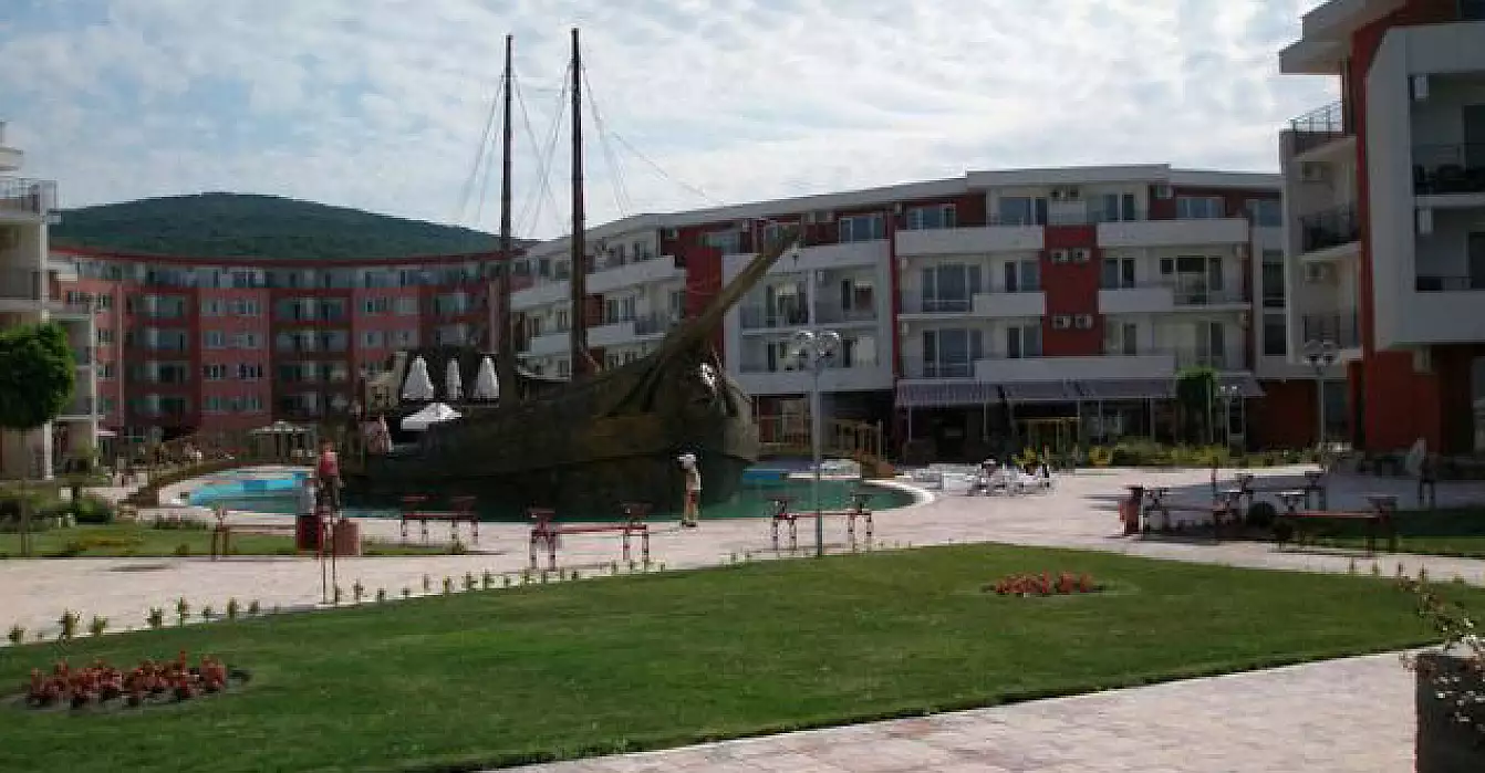 Квартира 75м² в Болгарии, Елените. Стоимостью 45500€ аренда фото-1