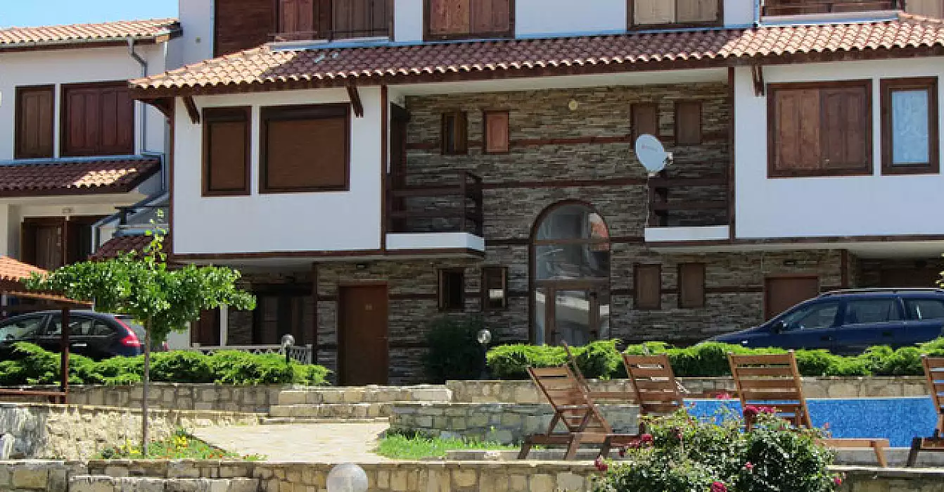 Таунхаус 97м² в Болгарии, Кошарица. Стоимостью 45000€ аренда фото-1
