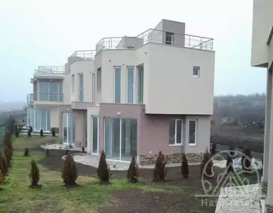 Купить таунхаус в Болгарии 76000€