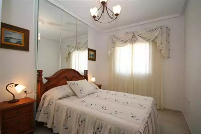 Квартира 65м² в Испании, Рохалес. Стоимостью 88000€ аренда фото-4