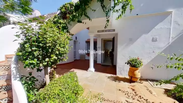 Квартира 74м² в Испании, Эстепона. Стоимостью 297000€ аренда фото-1