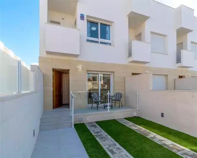 Таунхаус 66м² в Испании, Торревьеха. Стоимостью 269000€ аренда фото-6