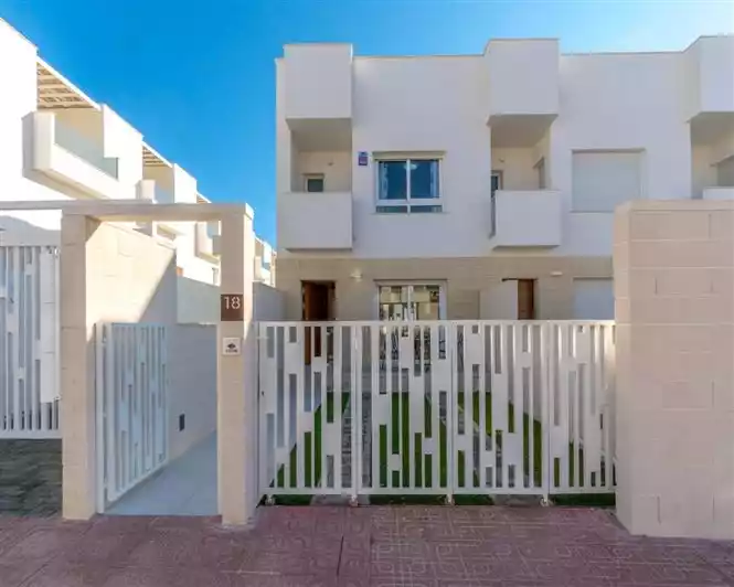Таунхаус 66м² в Испании, Торревьеха. Стоимостью 269000€ аренда фото-9