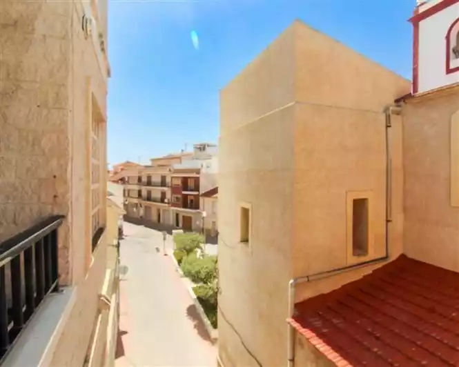 Квартира 95м² в Испании, Рохалес. Стоимостью 70000€ аренда фото-8