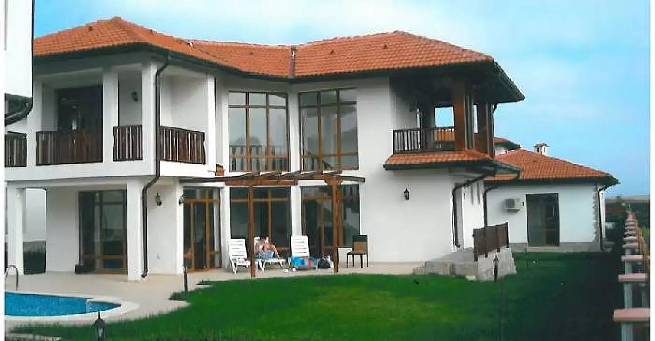 Вилла 179м² в Болгарии, Ахелой. Стоимостью 89000€ аренда фото-1
