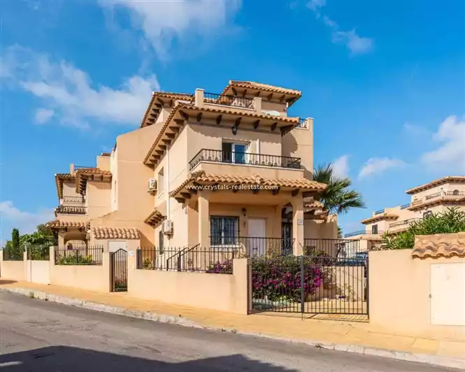 Квартира 68м² в Испании, Ориуэла Коста. Стоимостью 145000€ аренда фото-1