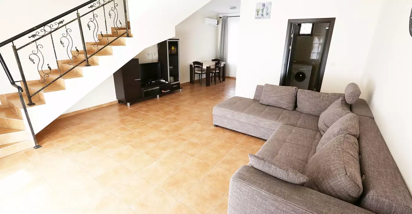 Квартира 108м² в Болгарии, Елените. Стоимостью 88800€ аренда фото-1