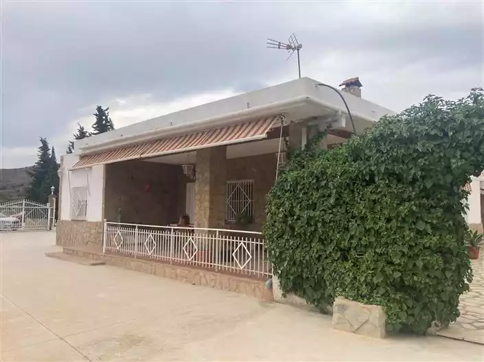 Дом 208м² в Испании, Эльче. Стоимостью 300000€ аренда фото-1