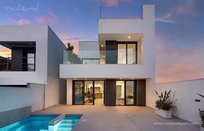 Дом 149м² в Испании, Бенихофар. Стоимостью 339900€ аренда фото-3
