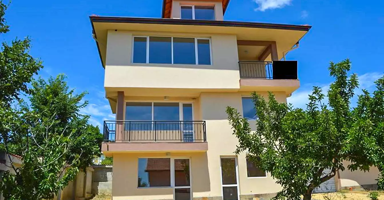 Вилла 200м² в Болгарии, Святой Влас. Стоимостью 165000€ аренда фото-1