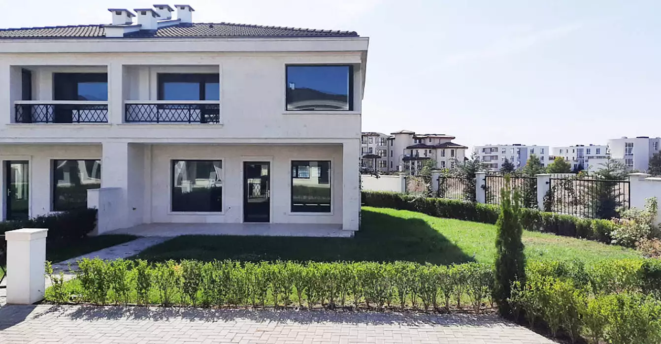 Вилла 169м² в Болгарии, Сарафово. Стоимостью 278300€ аренда фото-1