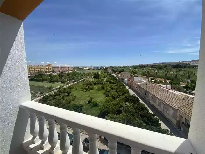 Квартира 78м² в Испании, Форментера-дель-Сегура. Стоимостью 85000€ аренда фото-1
