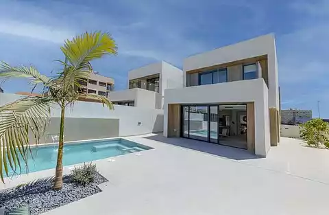 Дом 139м² в Испании, Агилас. Стоимостью 355000€ аренда фото-1