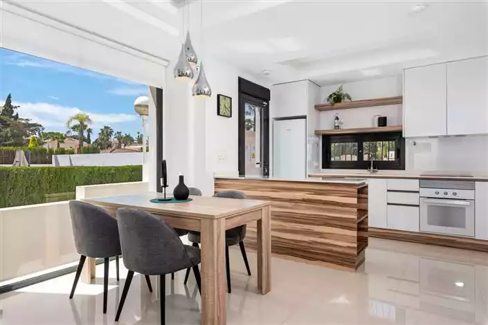 Таунхаус 148м² в Испании, Аликанте. Стоимостью 329000€ аренда фото-3