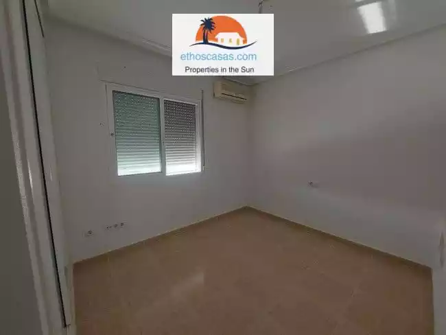 Квартира 96м² в Испании, Сан-Педро-дель-Пинатар. Стоимостью 150000€ аренда фото-10