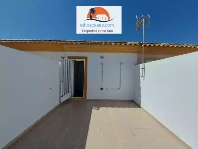 Квартира 96м² в Испании, Сан-Педро-дель-Пинатар. Стоимостью 150000€ аренда фото-26