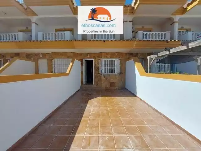Квартира 96м² в Испании, Сан-Педро-дель-Пинатар. Стоимостью 150000€ аренда фото-5