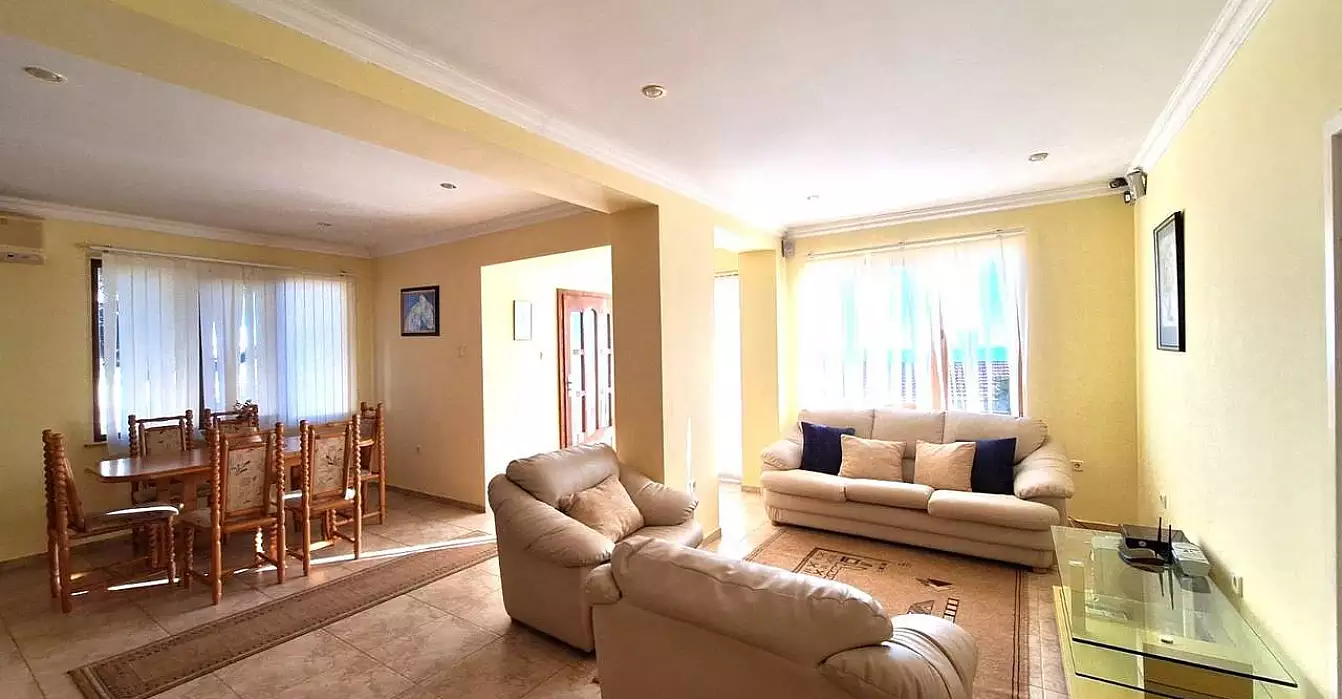 Вилла 130м² в Болгарии, Горица. Стоимостью 77000€ аренда фото-1