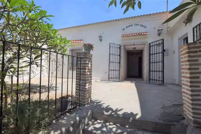 Дом 78м² в Испании, Рохалес. Стоимостью 50000€ аренда фото-2