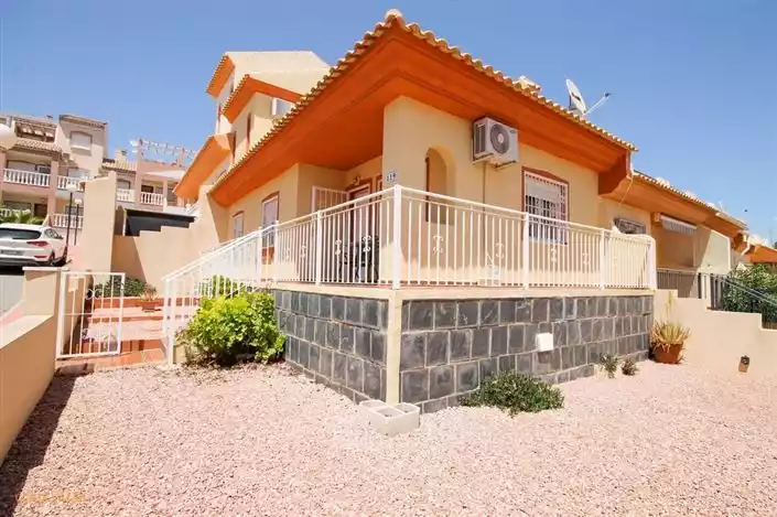 Таунхаус 92м² в Испании, Ориуэла Коста. Стоимостью 135000€ аренда фото-3