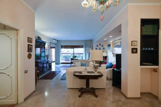 Квартира 248м² в Италии, Рим. Стоимостью 1013683£ аренда фото-7