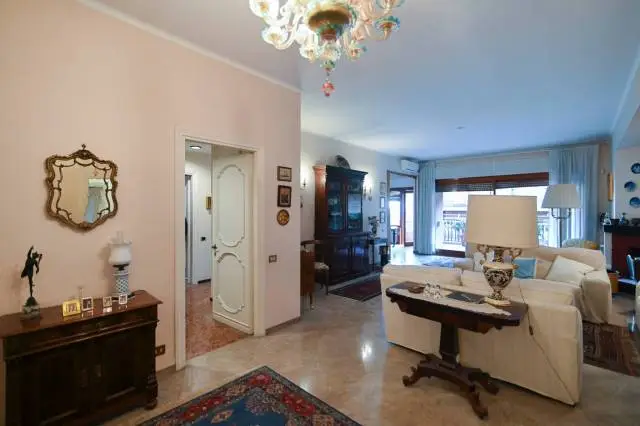 Квартира 248м² в Италии, Рим. Стоимостью 1013683£ аренда фото-8