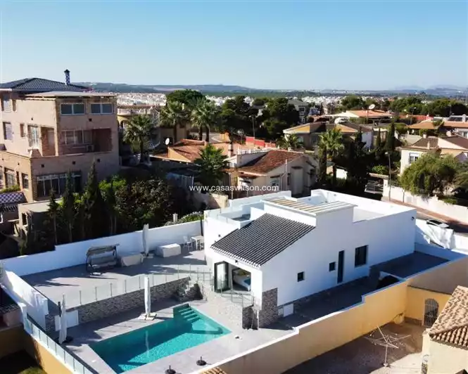 Дом 242м² в Испании, Торревьеха. Стоимостью 689000€ аренда фото-2