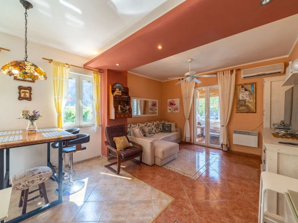 Квартира 77м² в Черногории, Котор. Стоимостью 257500€ аренда фото-1