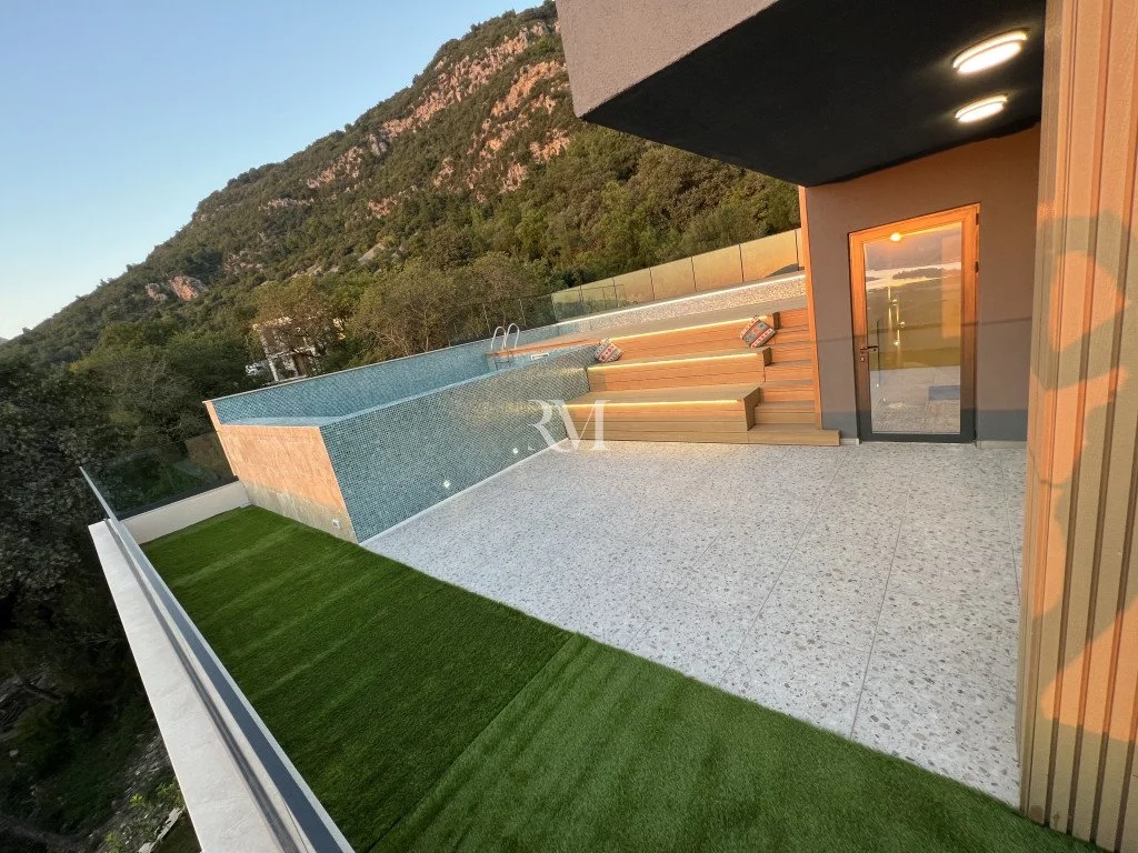 Вилла 317м² в Черногории, Тиват. Стоимостью 1750000€ аренда фото-20