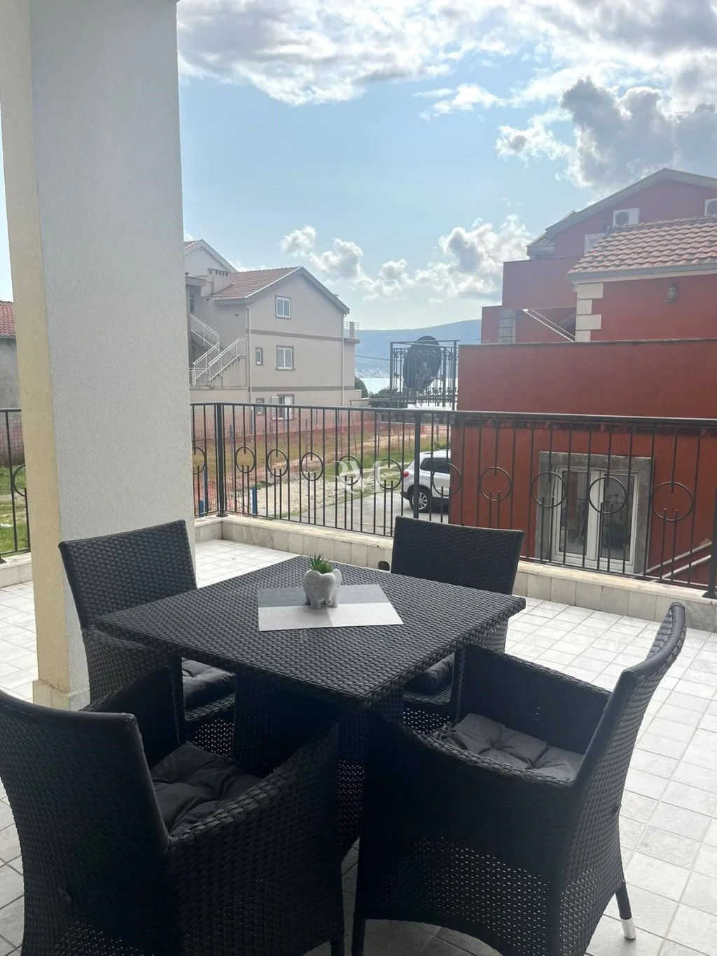 Квартира 80м² в Черногории, Тиват. Стоимостью 1300€ аренда фото-7