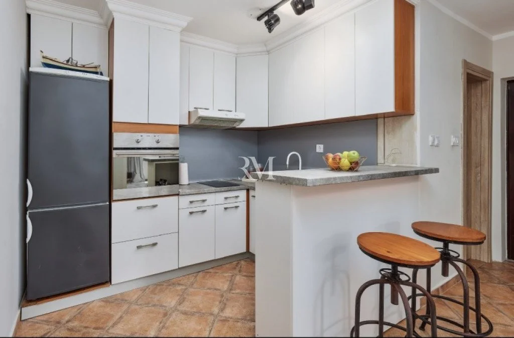 Квартира 50м² в Черногории, Котор. Стоимостью 650€ аренда фото-4