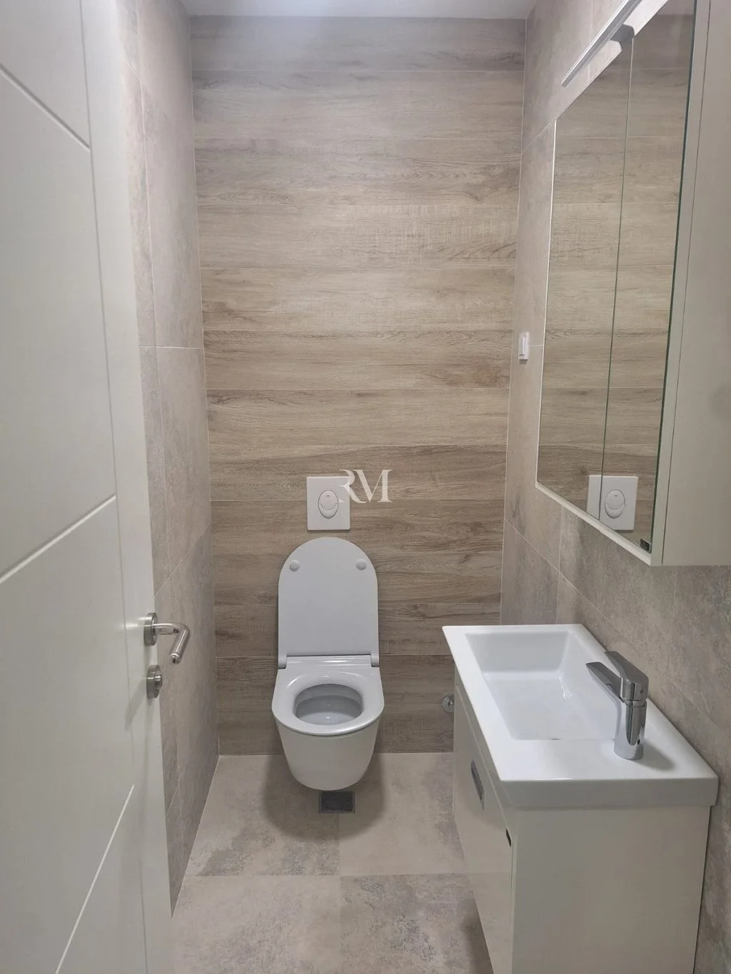 Квартира 67м² в Черногории, Тиват. Стоимостью 1200€ аренда фото-9