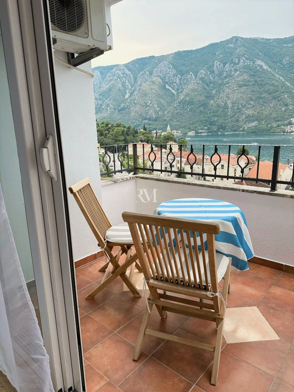 Квартира 50м² в Черногории, Котор. Стоимостью 680€ аренда фото-2