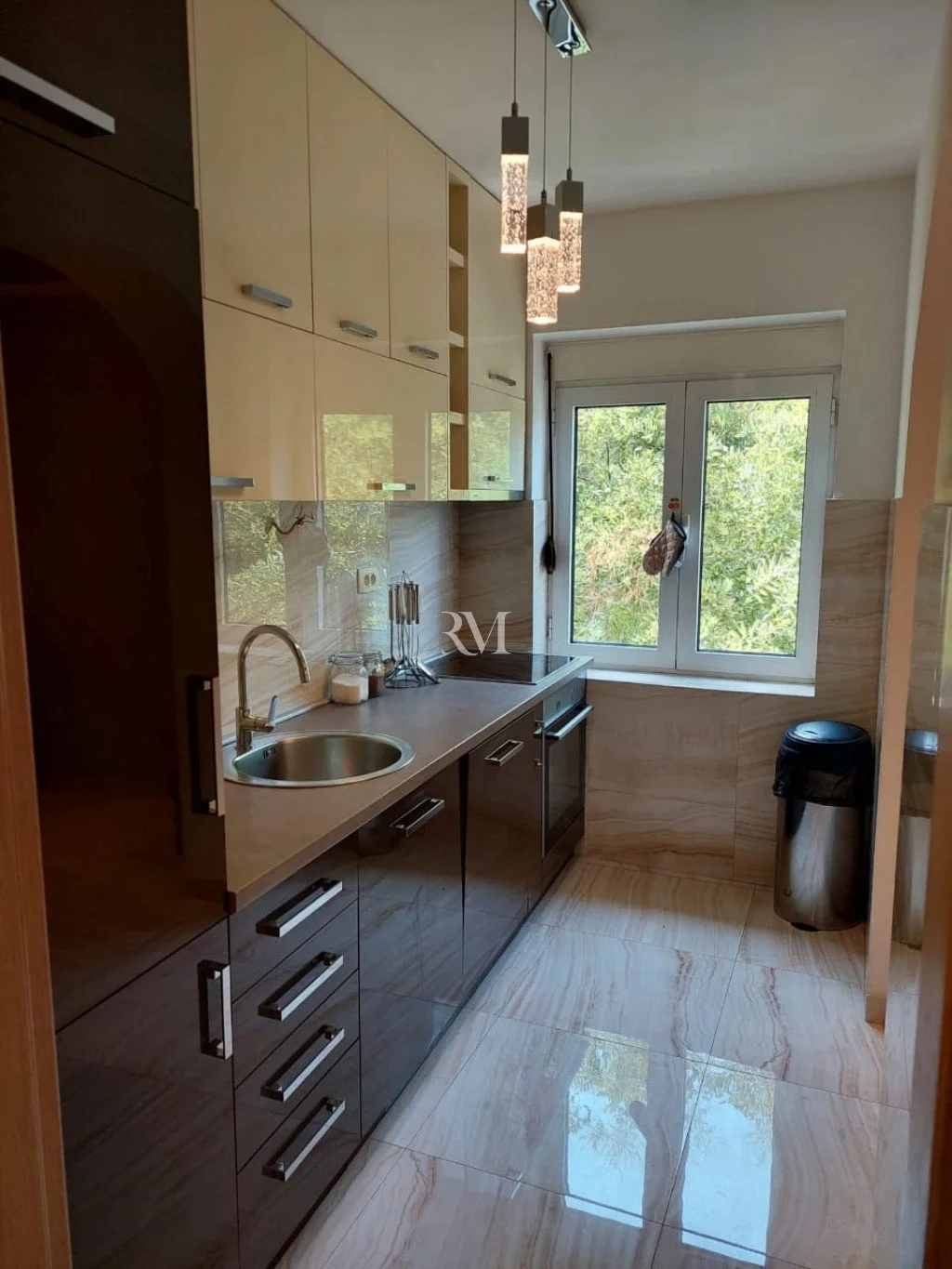 Квартира 82м² в Черногории, Котор. Стоимостью 1000€ аренда фото-3