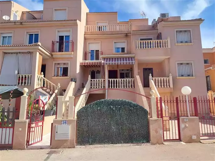 Таунхаус 90м² в Испании, Ориуэла Коста. Стоимостью 199950€ аренда фото-1