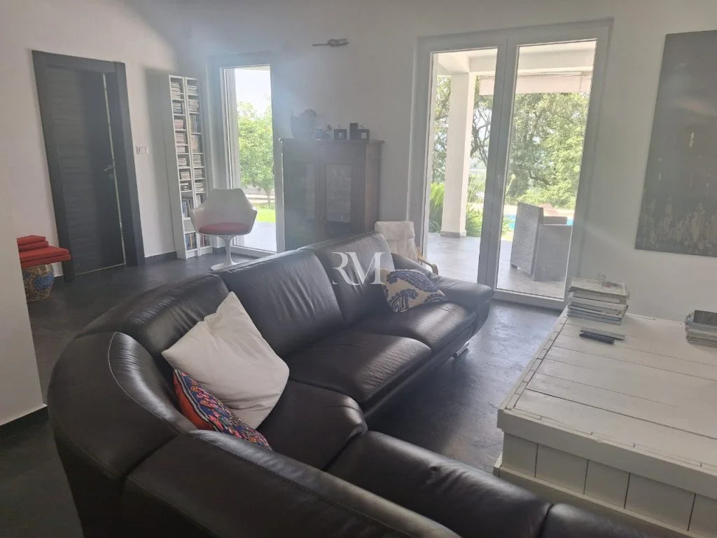 Вилла 210м² в Черногории, Тиват. Стоимостью 755000€ аренда фото-6