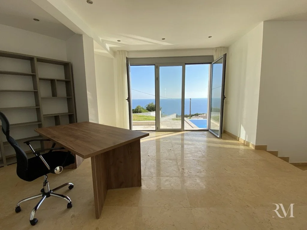 Вилла 450м² в Черногории, Будва. Стоимостью 3800€ аренда фото-5
