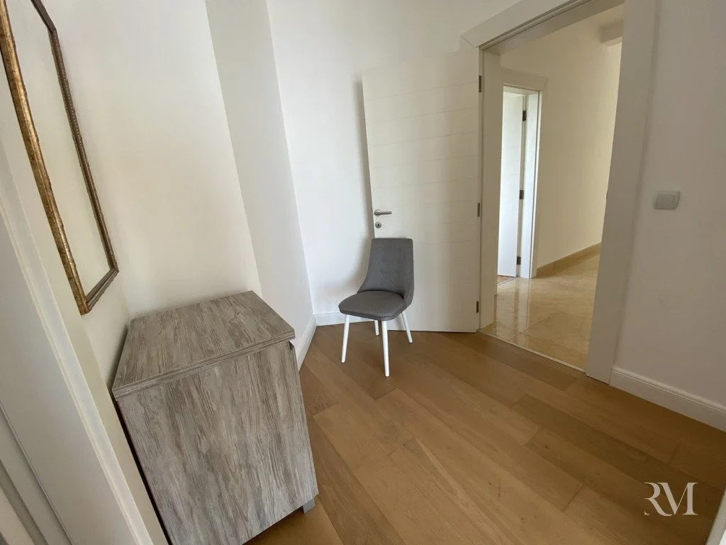 Вилла 450м² в Черногории, Будва. Стоимостью 3800€ аренда фото-17