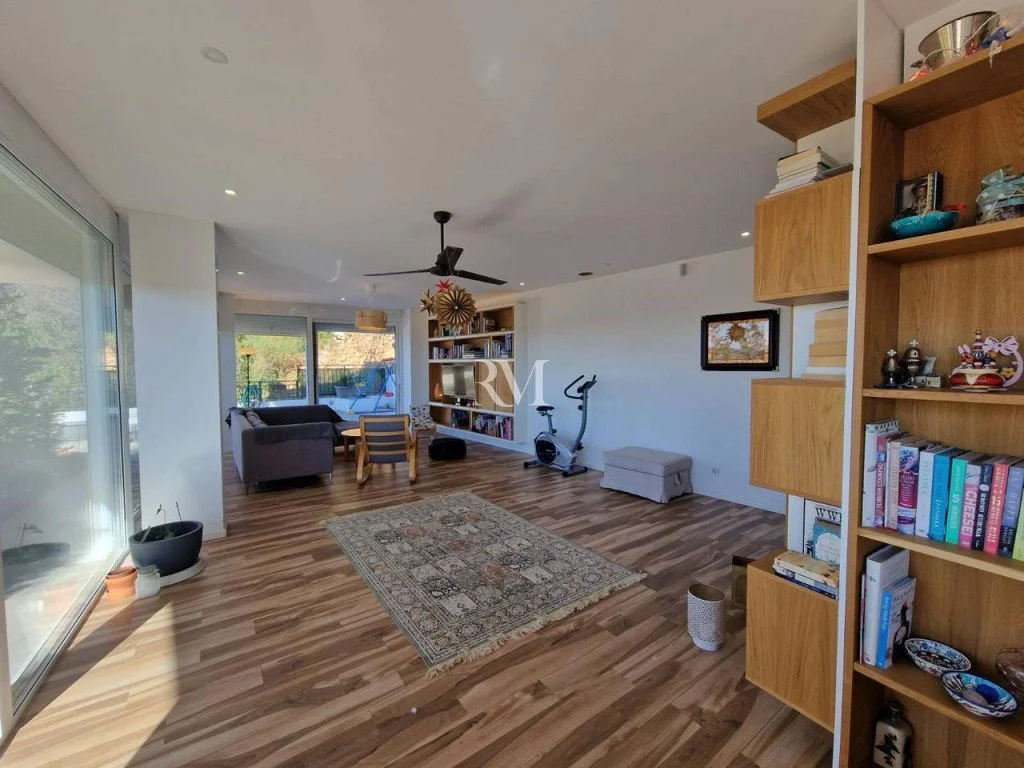 Вилла 215м² в Черногории, Тиват. Стоимостью 625000€ аренда фото-3