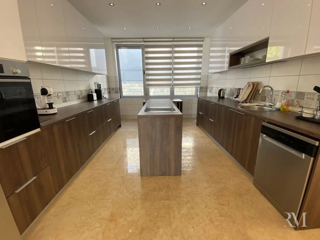 Вилла 550м² в Черногории, Будва. Стоимостью 1050000€ аренда фото-9