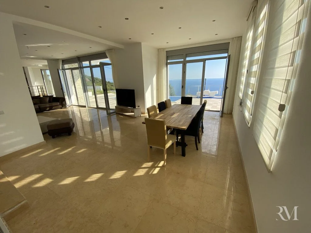 Вилла 450м² в Черногории, Будва. Стоимостью 950000€ аренда фото-2