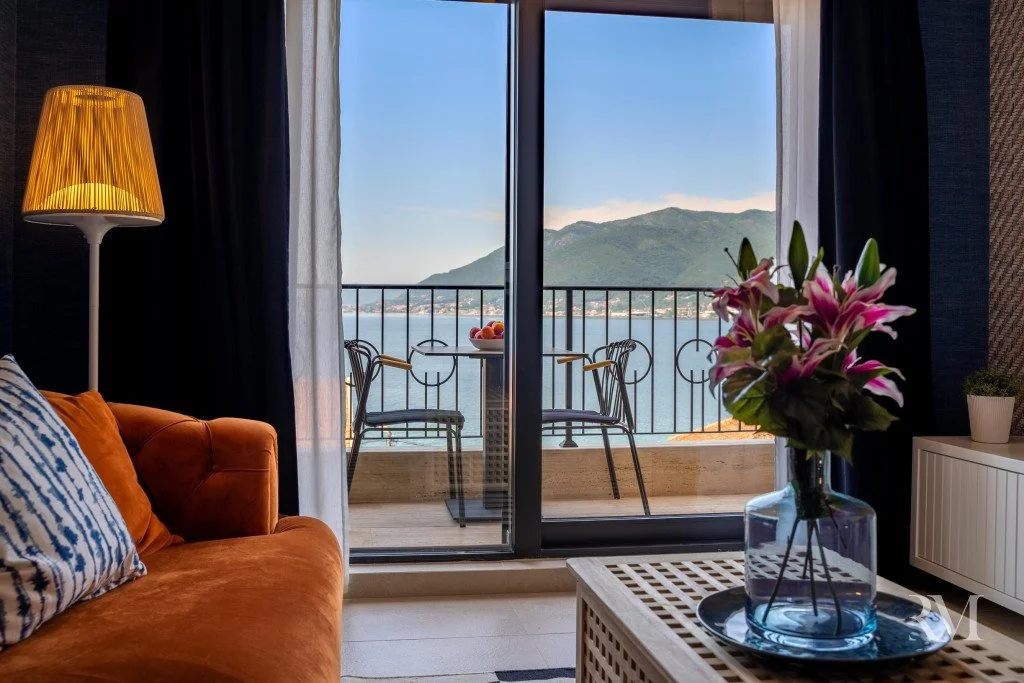 Квартира 55м² в Черногории, Тиват. Стоимостью 1800€ аренда фото-3