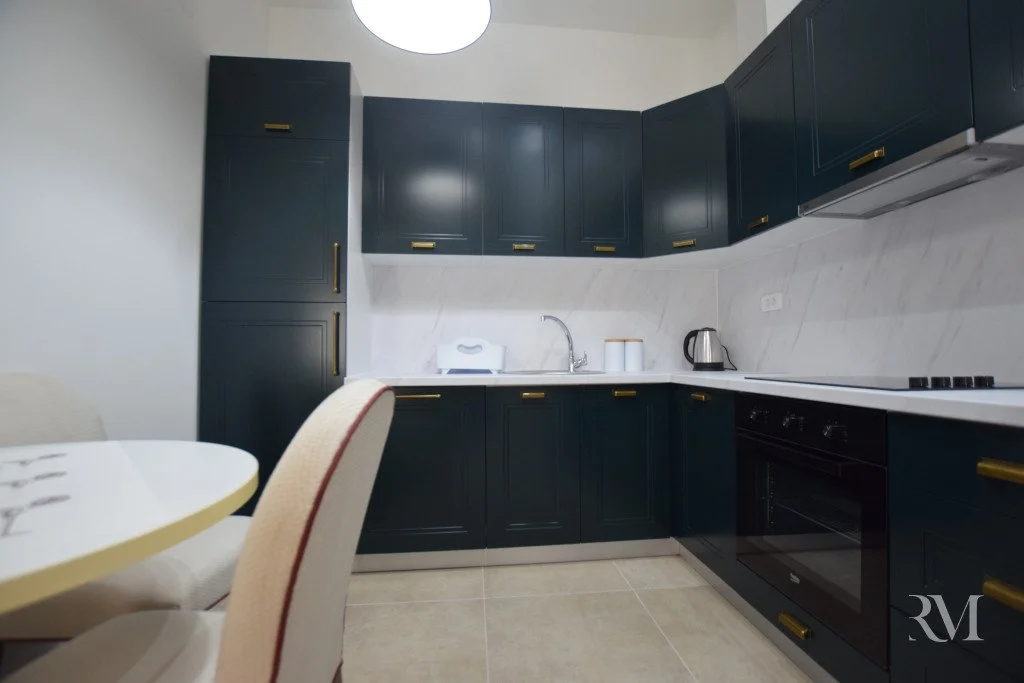 Квартира 52м² в Черногории, Тиват. Стоимостью 1000€ аренда фото-5