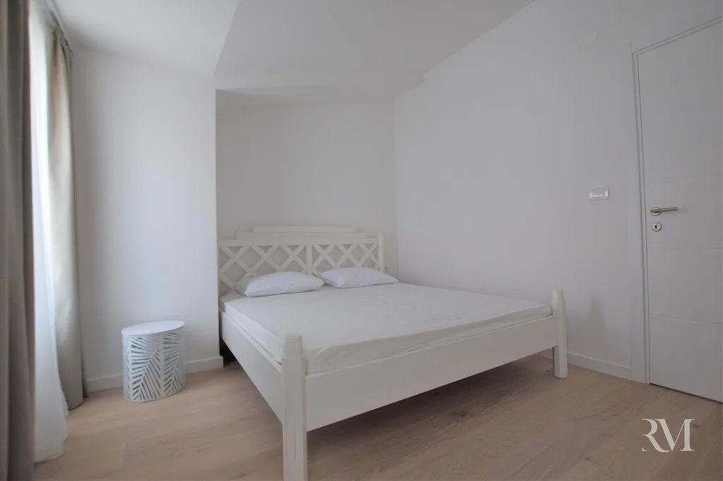 Квартира 52м² в Черногории, Тиват. Стоимостью 1000€ аренда фото-6